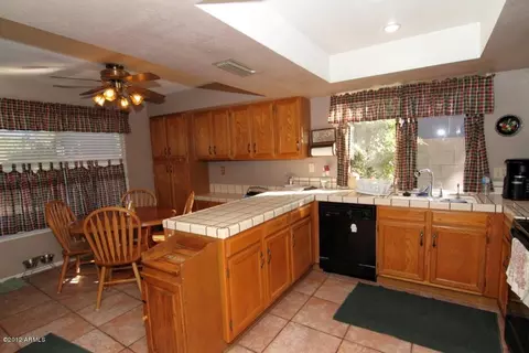 1926 E Crocus Dr, Phoenix, AZ 85022 photo 6