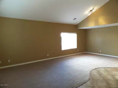 1955 S Sandstone St, Gilbert, AZ 85295 photo 4