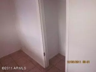4548 W Mitchell Dr, Phoenix, AZ 85031 photo 13