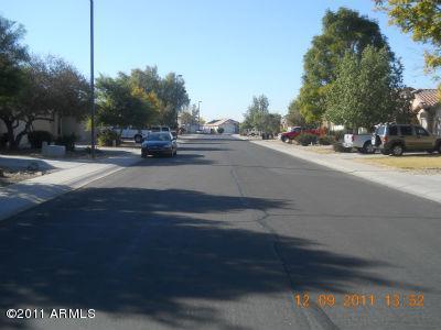 548 E Sherri Dr, Gilbert, AZ 85296 photo 3