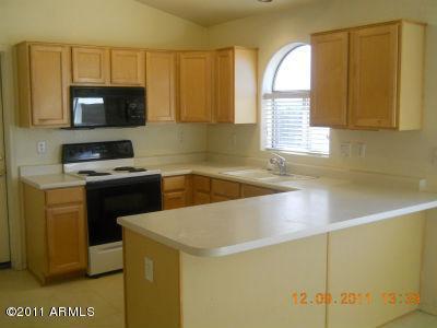 548 E Sherri Dr, Gilbert, AZ 85296 photo 7