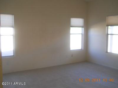 548 E Sherri Dr, Gilbert, AZ 85296 photo 9