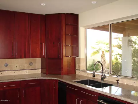 728 E Paradise Ln, Phoenix, AZ 85022 photo 6