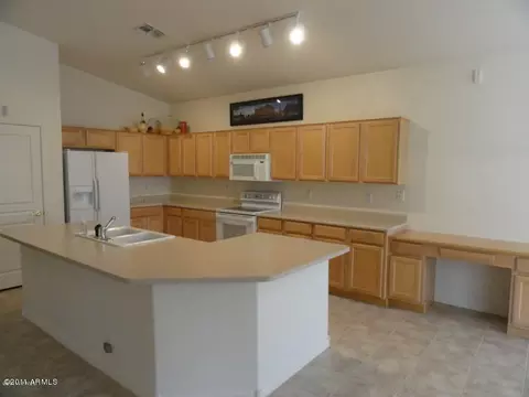 1677 E Linda Ln, Gilbert, AZ 85234 photo 2