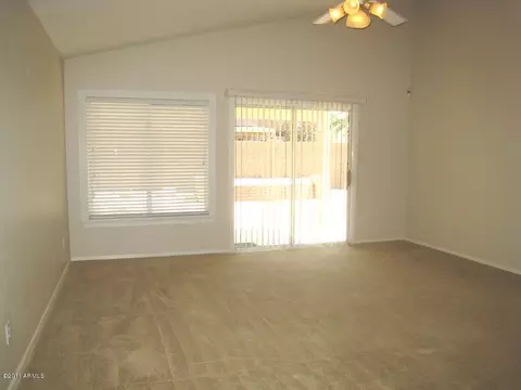 729 E Sheffield Ave, Gilbert, AZ 85296 photo 3