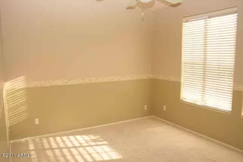 4630 E Robin Ln, Phoenix, AZ 85050 photo 11