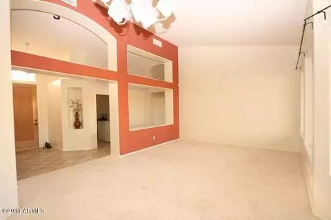 4630 E Robin Ln, Phoenix, AZ 85050 photo 6
