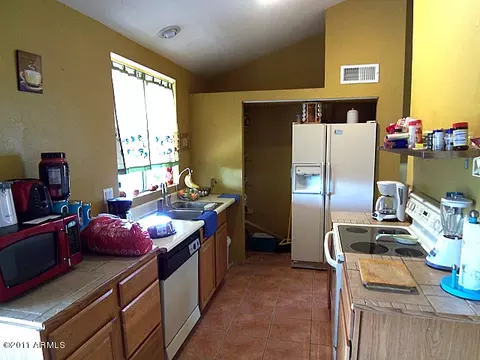 1407 E Tonto Ln, Phoenix, AZ 85024 photo 2