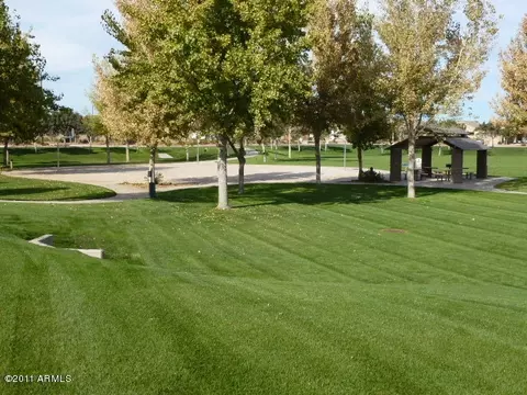 4093 E Santa Fe Ln, Gilbert, AZ 85297 photo 13