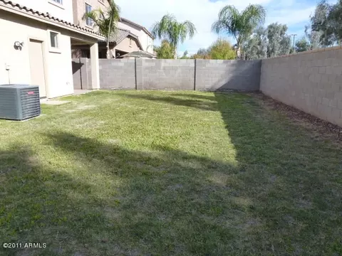 4093 E Santa Fe Ln, Gilbert, AZ 85297 photo 9