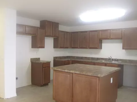 6438 W Devonshire Ave, Phoenix, AZ 85033 photo 8