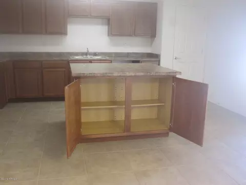 6438 W Devonshire Ave, Phoenix, AZ 85033 photo 11