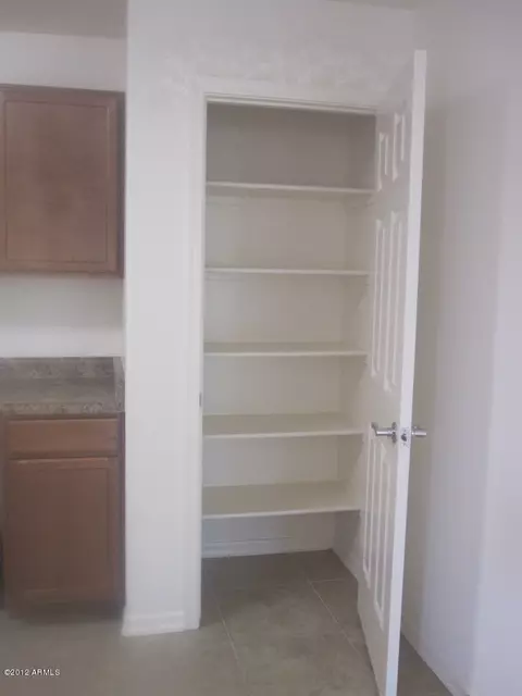 6438 W Devonshire Ave, Phoenix, AZ 85033 photo 9