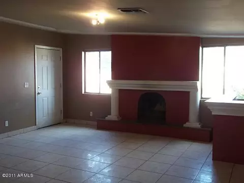 7109 S 9th Pl, Phoenix, AZ 85042 photo 4