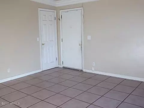7109 S 9th Pl, Phoenix, AZ 85042 photo 5