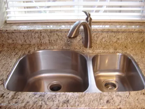 4223 E Desert View Dr, Phoenix, AZ 85044 photo 10