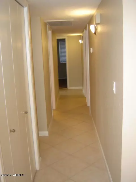 4223 E Desert View Dr, Phoenix, AZ 85044 photo 18
