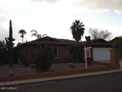 4223 E Desert View Dr, Phoenix, AZ 85044 photo 3