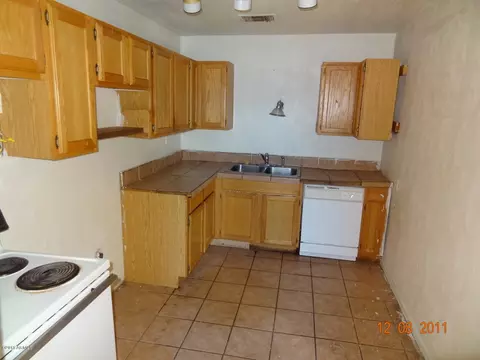 1335 W Gregory Rd, Phoenix, AZ 85041 photo 15