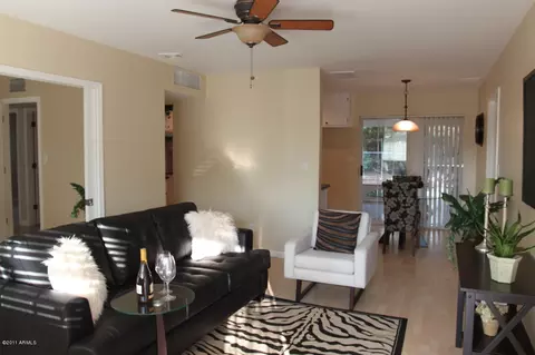 3920 E Flower St, Phoenix, AZ 85018 photo 3