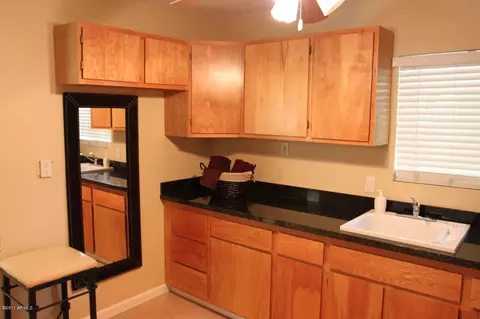 3920 E Flower St, Phoenix, AZ 85018 photo 8