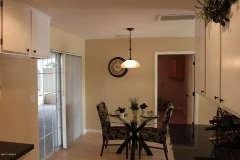 3920 E Flower St, Phoenix, AZ 85018 photo 7