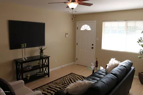 3920 E Flower St, Phoenix, AZ 85018 photo 4