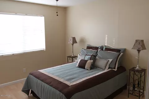 3920 E Flower St, Phoenix, AZ 85018 photo 9