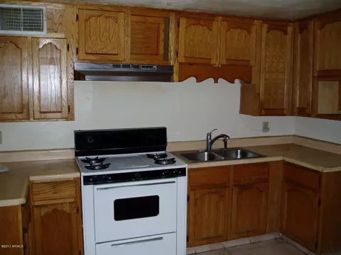 1633 W Apache St, Phoenix, AZ 85007 photo 4