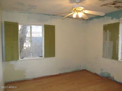 2817 Earll Dr, Phoenix, AZ 85016 photo 4