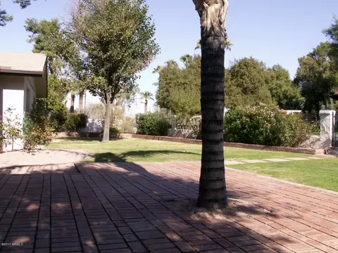 9201 N Arroya Vista Dr W, Phoenix, AZ 85028 photo 9