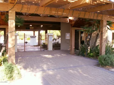9201 N Arroya Vista Dr W, Phoenix, AZ 85028 photo 47