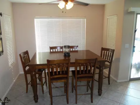2047 E Ruby Ln, Phoenix, AZ 85024 photo 5