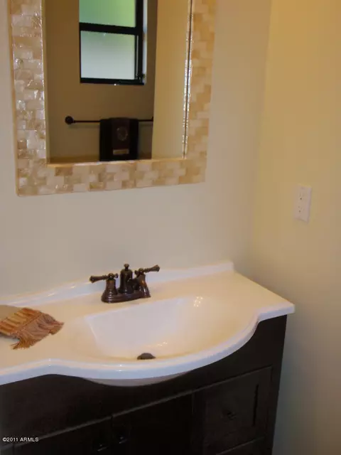 2530 E Oak St, Phoenix, AZ 85008 photo 13