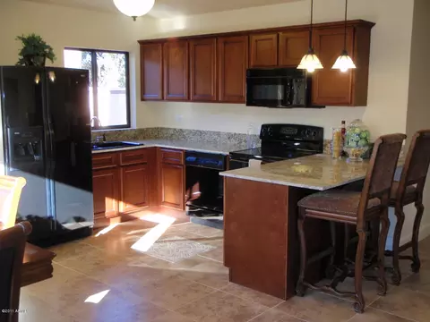 2530 E Oak St, Phoenix, AZ 85008 photo 8