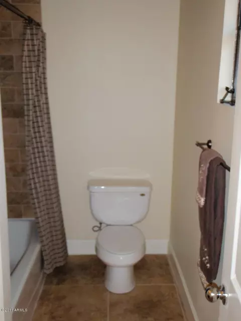 2530 E Oak St, Phoenix, AZ 85008 photo 12