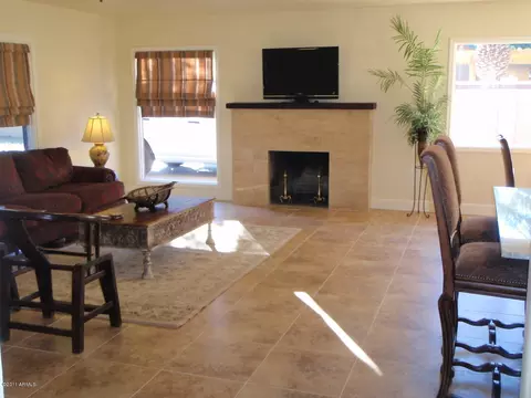 2530 E Oak St, Phoenix, AZ 85008 photo 5