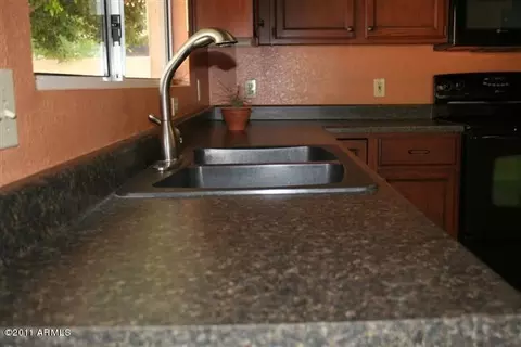 924 E South Fork Dr, Phoenix, AZ 85048 photo 13