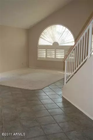 924 E South Fork Dr, Phoenix, AZ 85048 photo 9