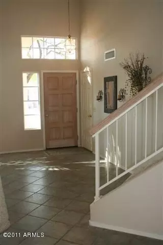 924 E South Fork Dr, Phoenix, AZ 85048 photo 8