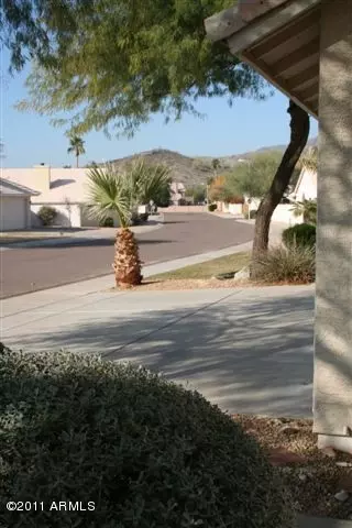 924 E South Fork Dr, Phoenix, AZ 85048 photo 3