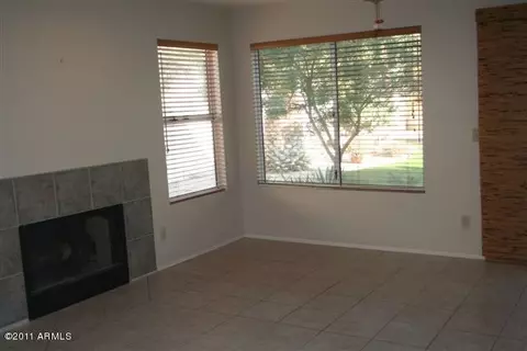 924 E South Fork Dr, Phoenix, AZ 85048 photo 16