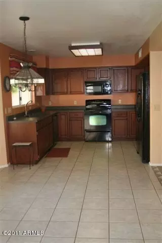 924 E South Fork Dr, Phoenix, AZ 85048 photo 12