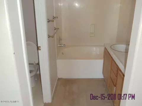 3226 E Behrend Dr, Phoenix, AZ 85050 photo 15