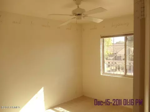 3226 E Behrend Dr, Phoenix, AZ 85050 photo 11