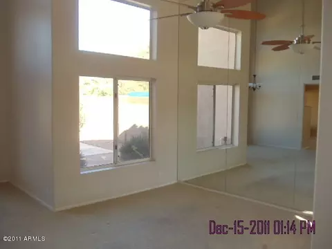 3226 E Behrend Dr, Phoenix, AZ 85050 photo 4