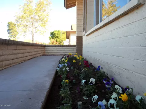 2401 E Wesleyan Dr, Tempe, AZ 85282 photo 7