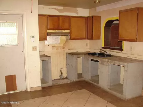 1832 W Carson Rd, Phoenix, AZ 85041 photo 15