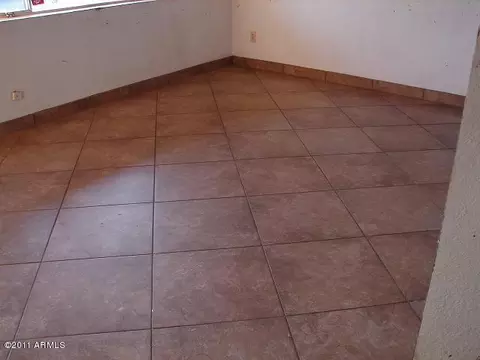 1832 W Carson Rd, Phoenix, AZ 85041 photo 2