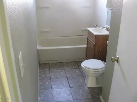 1622 E Adams St, Phoenix, AZ 85034 photo 4